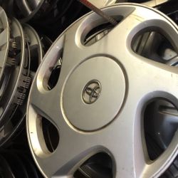 2 Toyota Camry hubcap 15” 1(contact info removed)