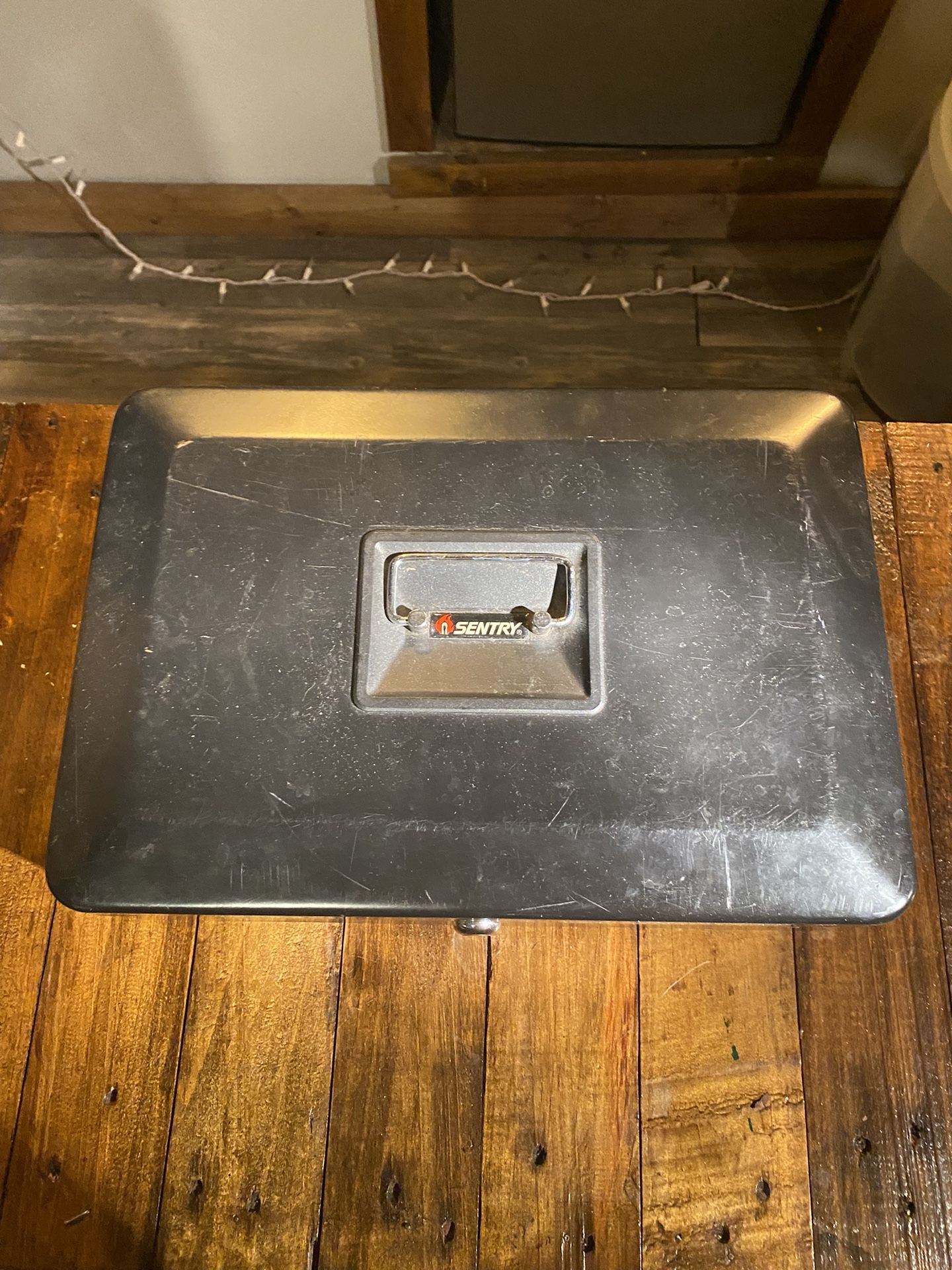 Metal Cash Box
