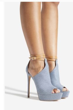Mazie Size 8 Heels