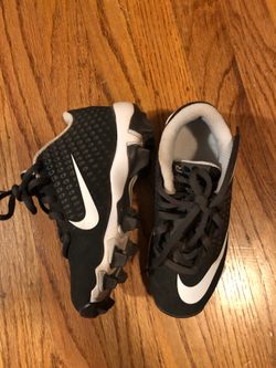 Nike baseball shoes /used a couple times /11c