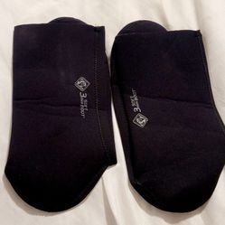 3mm Thermal Neoprene Socks Booties For Swimming

USED