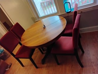 ROUND DINING SET!!!!