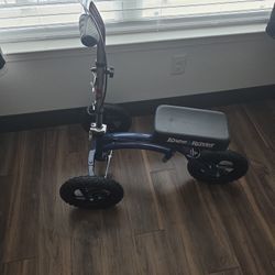 knee scooter 