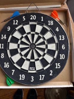 Dartboard Set with Darts