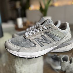 WOMEN'S NEW BALANCE 990V5 MADE IN USA Grey