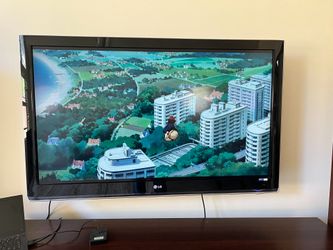 55" LCD TV - LG 55LH40 - Super IPS
