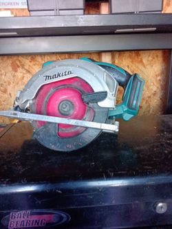 Makita. Circular saw