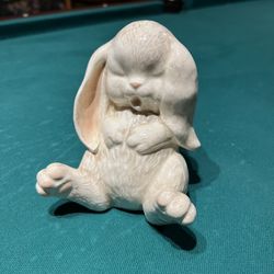 Vintage Ceramic/Porcelain Glossy Finish Sitting Baby Bunny Figurine