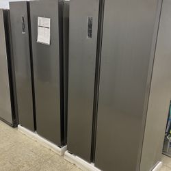 New 36” Frigidaire Side By Side Refrigerator 
