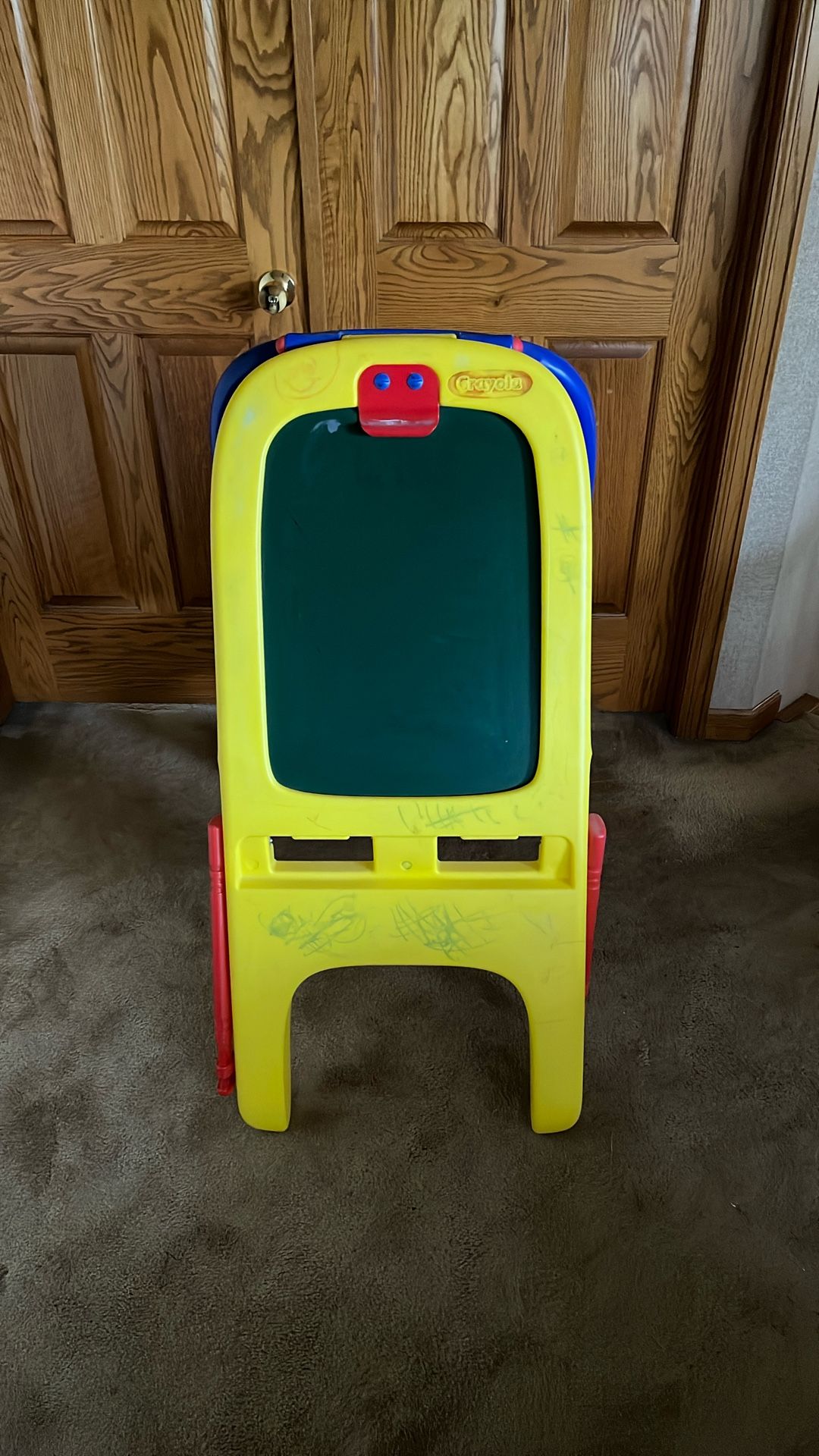 Crayola 2-sided Easel