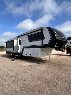 2025 Brinkley 3400Z
