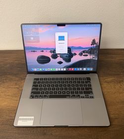 16" MacBook Pro M2 Max 12 Core*64GB RAM*1TB SSD