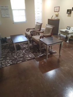 2 Chairs w Coffee and End Table