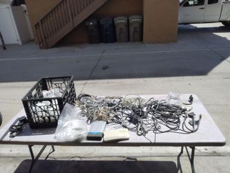 Large lot of vintage computer cables and parts