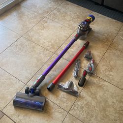 Dyson V8 With New Motorhead Attachments And Battery