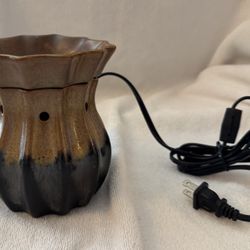 Scentsy Tia Premium Wax Warmer