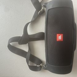 JBL charge 4 speaker