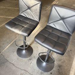 Set of 2 bar stools 24” to 32”