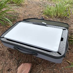 The Starlink Travel Case
