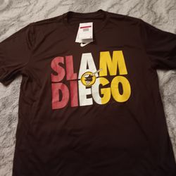 BRAND NEW San Diego Padres Nike Dri-fit Tshirt   Size LARGE