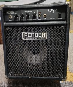 Fender Rumble 15 Bass Combo Amplifier