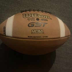 Wilson Football (Collegiate)