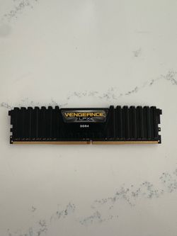 RAM DDR4. 8GB 3200Hz