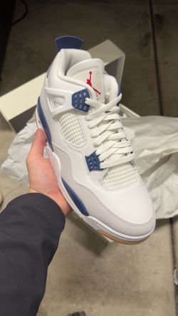 JORDAN 4 RETRO SB NAVY SIZE 12