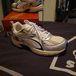 7.5 Adult PUMA Milenio Shoes 