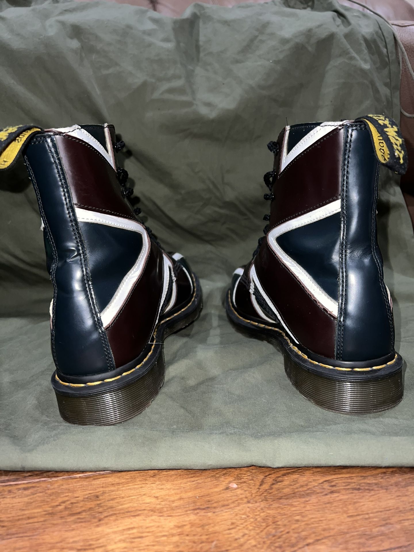 Dr marten union jack pascal clearance