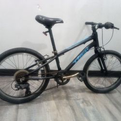 Trek Road Bike