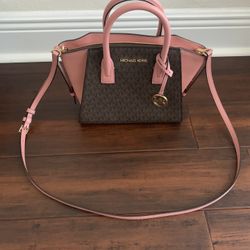 Michael Kors Hand Bag