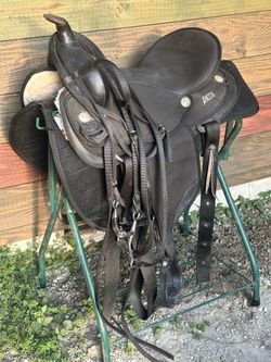 Abetta Synthetic Saddle Set