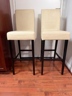Set of 2 Cream Leather Bar Stools