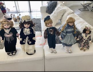 5 porcelains antiques dolls