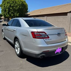 2015 Ford Taurus