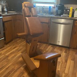 Vintage Portable Fold Up Masseuse Chair Wooden Very Rate 300.00 Obo