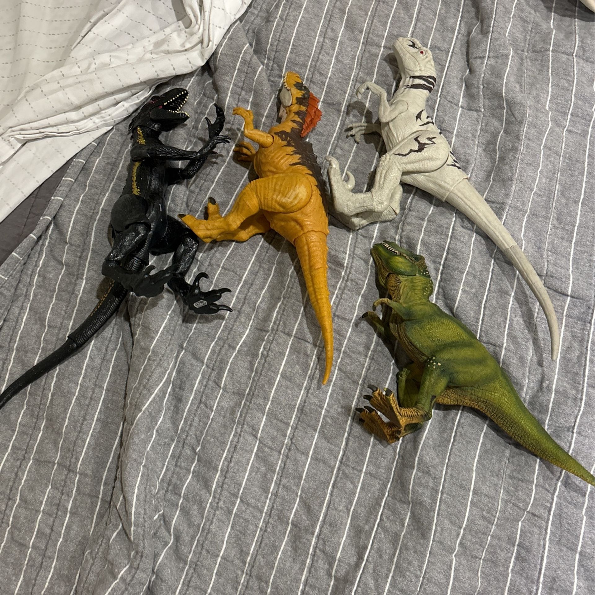 Kids Toys COOL DINOSAURS smoke-free home Pest Free