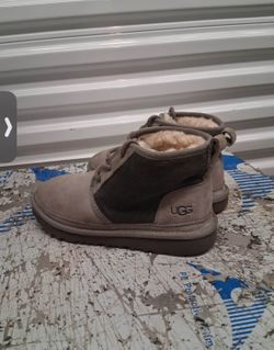 Gray Ugg Boots SZ4