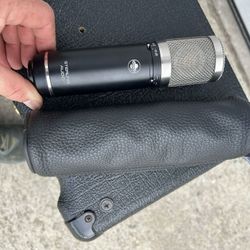 Sterling Audio ST55 Large Diaphragm Cardioid Class-A FET Condenser Microphone