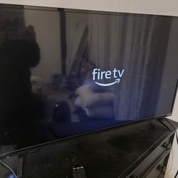 40" Vizio Fire Tv *Pending Sale*