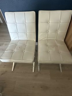 Set of 2 White Leather Tufted Accent Chairs – Chrome Legs (IKEA)