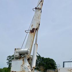 Service Truck Bed Crane