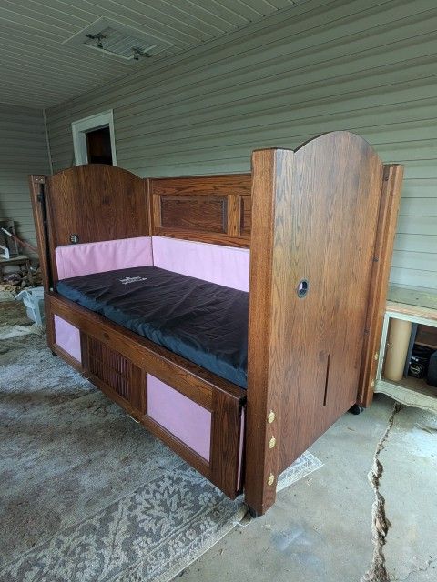 Twin safety bed - Beds by George, Dream Series