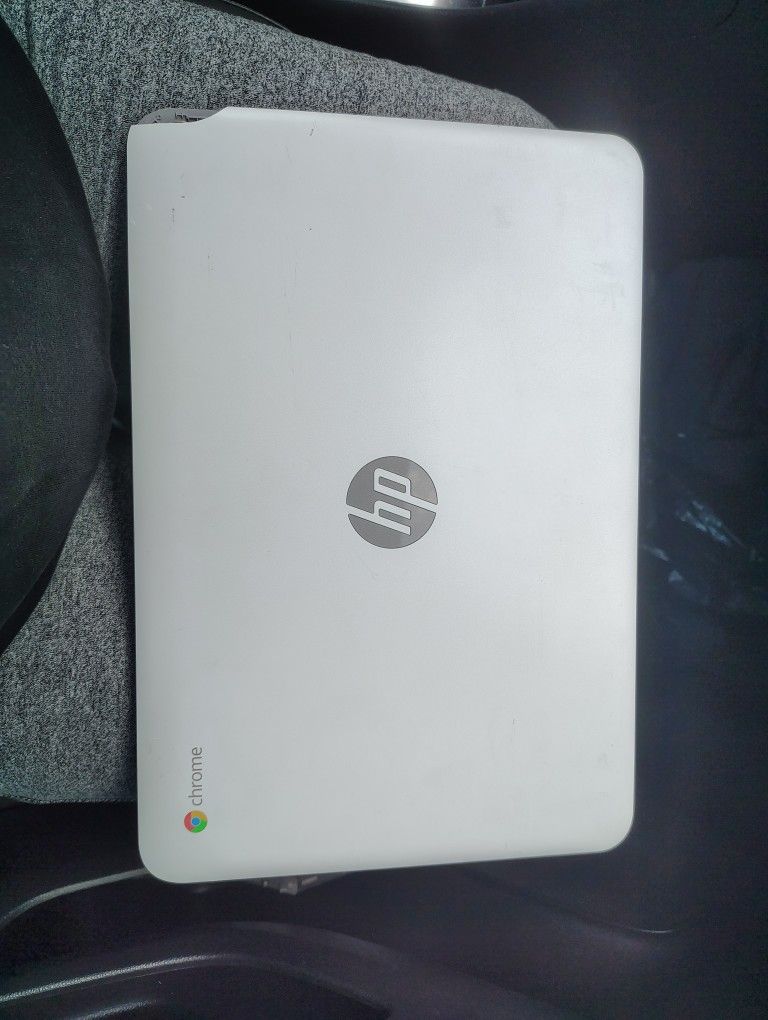 Hp Chromebook Model14ak045wm With Charger