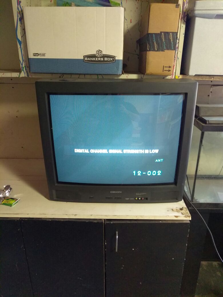 25 inch old school orion tv.