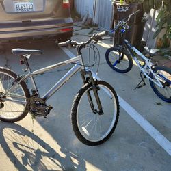 Bicycles EXCELLENT CONDITION 