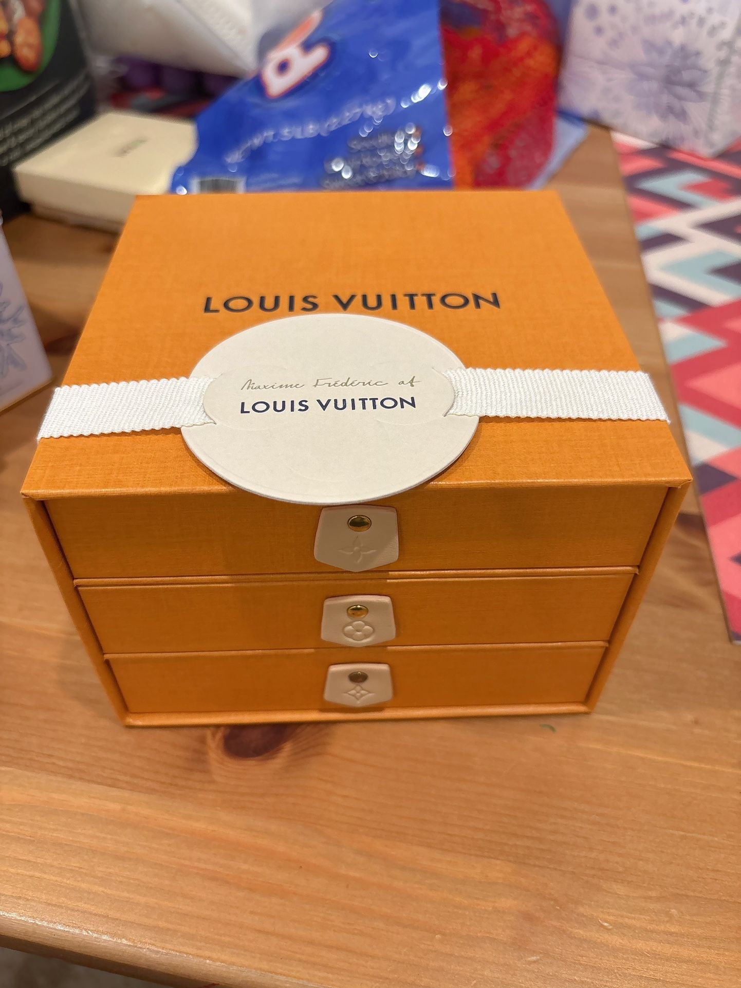 New Louis Vuitton Yellow Wallet Box Makeup Box Chocolate Assorted
