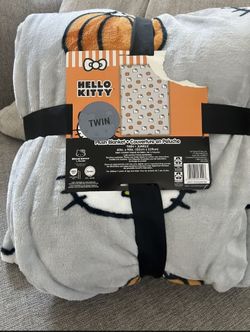 Hello Kitty Blanket 
