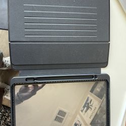 Speck iPad Pro 12.9 in 2018 Case 